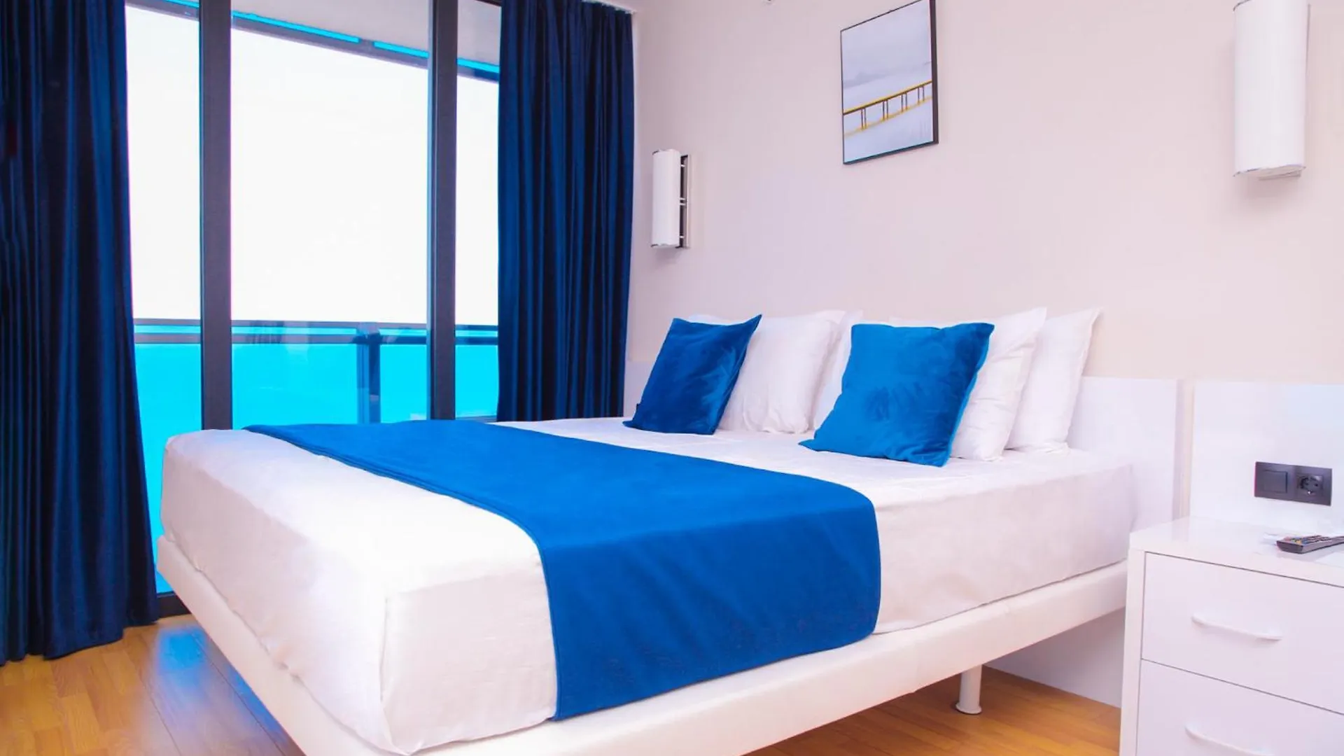 Prestigious Sea View Aparthotel In Orbi City Batumi
